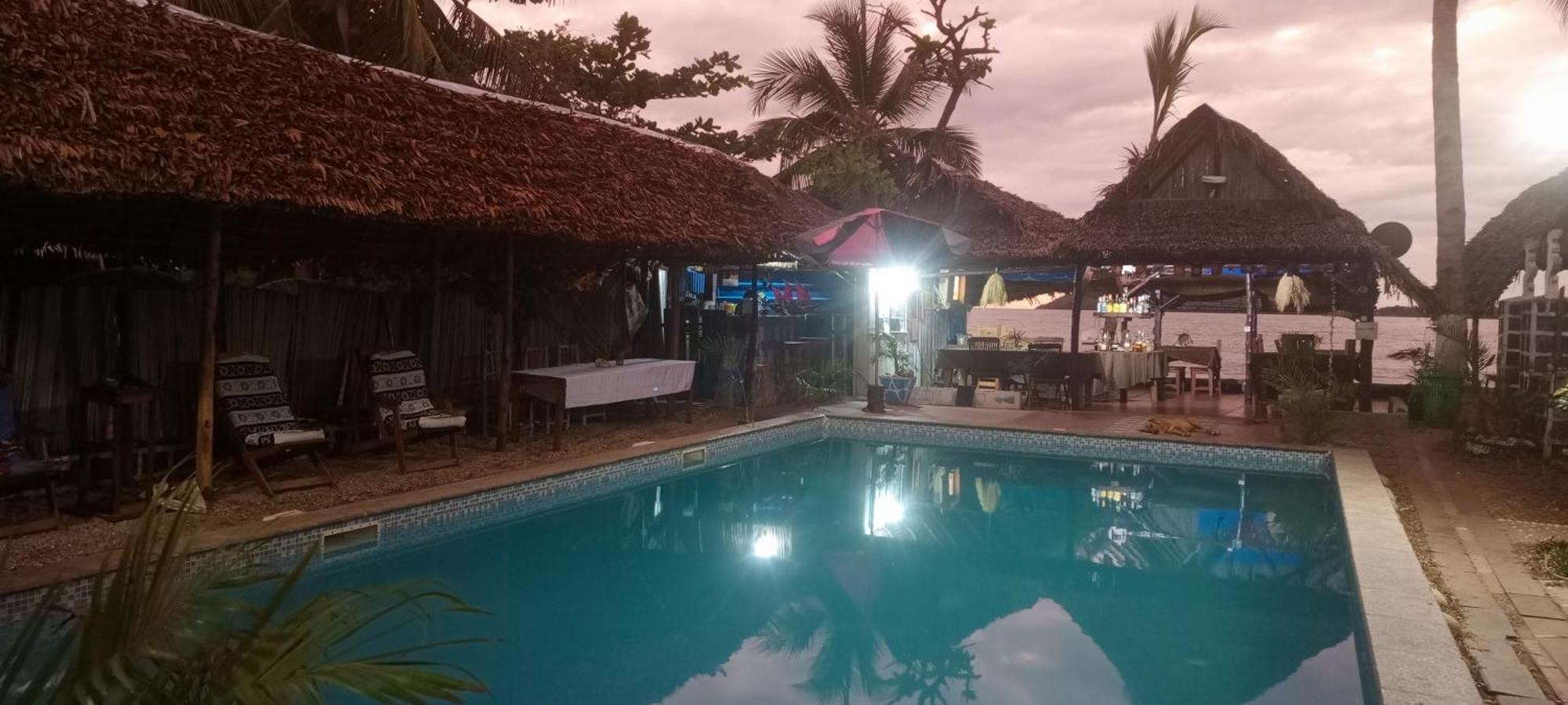 Piscine Bimoko Hotel Nosy-Be Exterior foto
