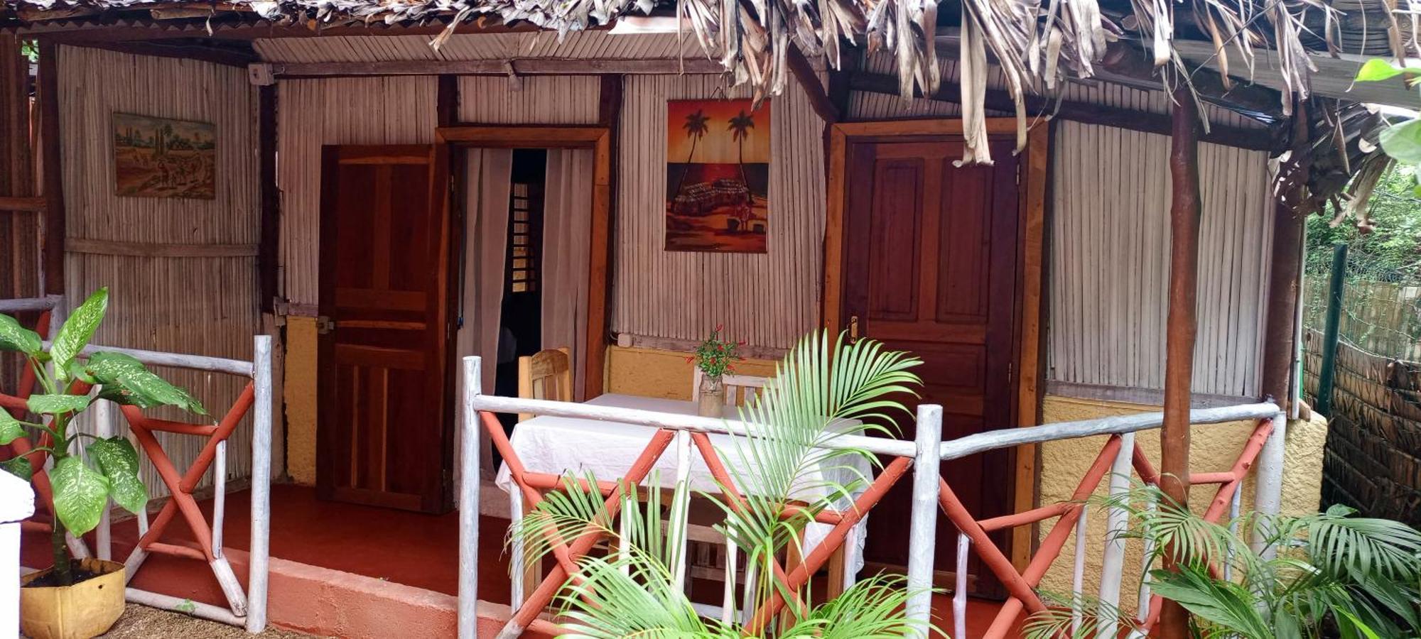 Piscine Bimoko Hotel Nosy-Be Exterior foto